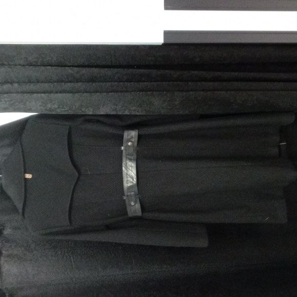 Mackage trench coat - Picture 2 of 2